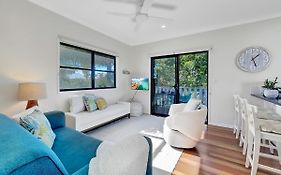 Serene Beachside Apartment